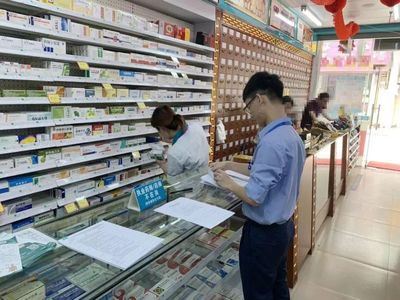 梁化開展藥店專項突擊檢查,發(fā)現(xiàn)部分藥店存在問題_藥品